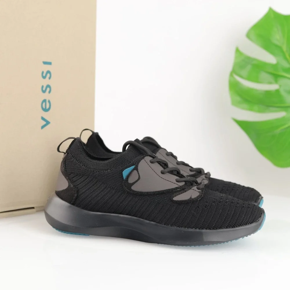 Vessi Womens Everyday Move Sneaker Size 5 Waterproof Black Lace Up Comfort Shoes